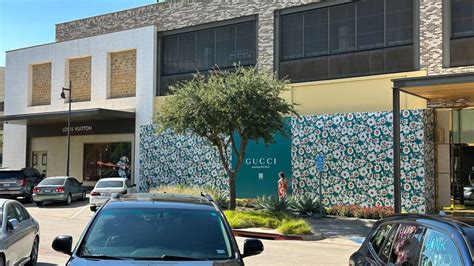 gucci store fort worth